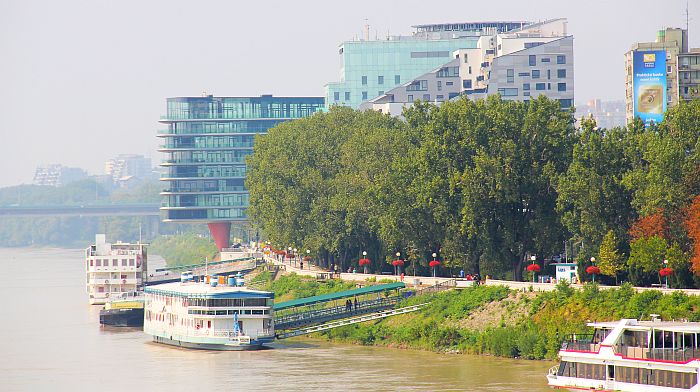 Bratislava Hotel Kempinski Boot Fähre