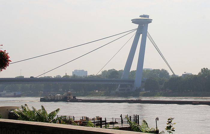 Bratislava Brücke Ufo